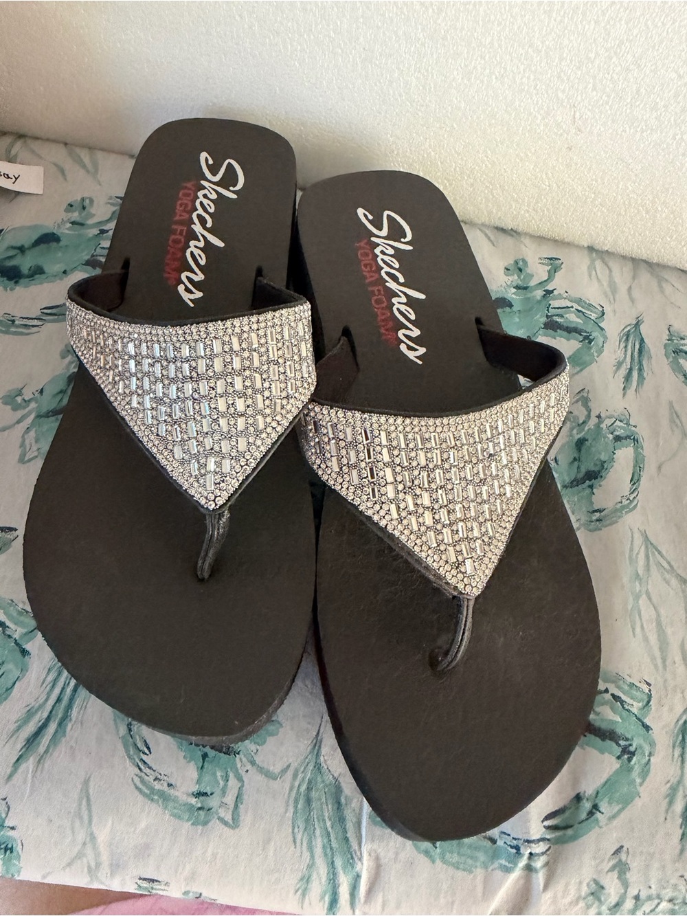 Skechers Black Flip-Flop Sandals with Silver Embellished studded blinged Straps